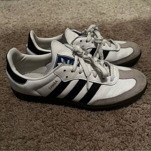 Adidas Samba